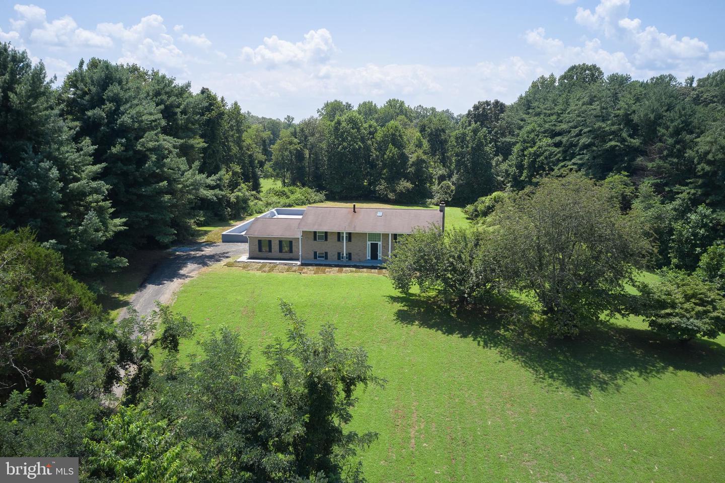 5850 Cari Rd