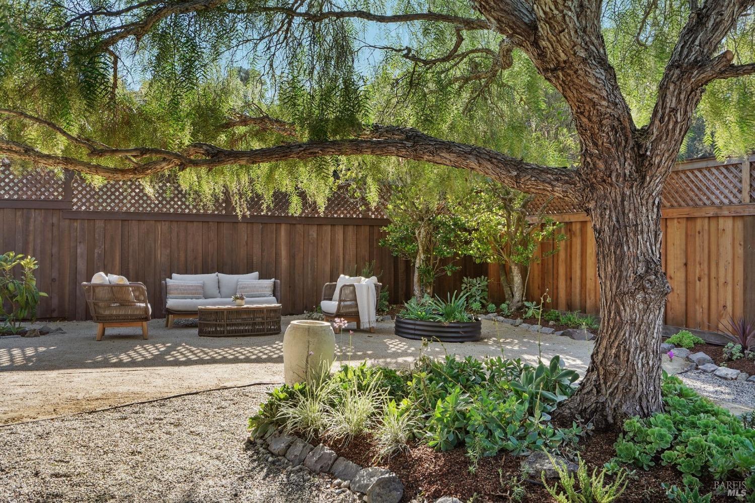 302 Enterprise Concourse