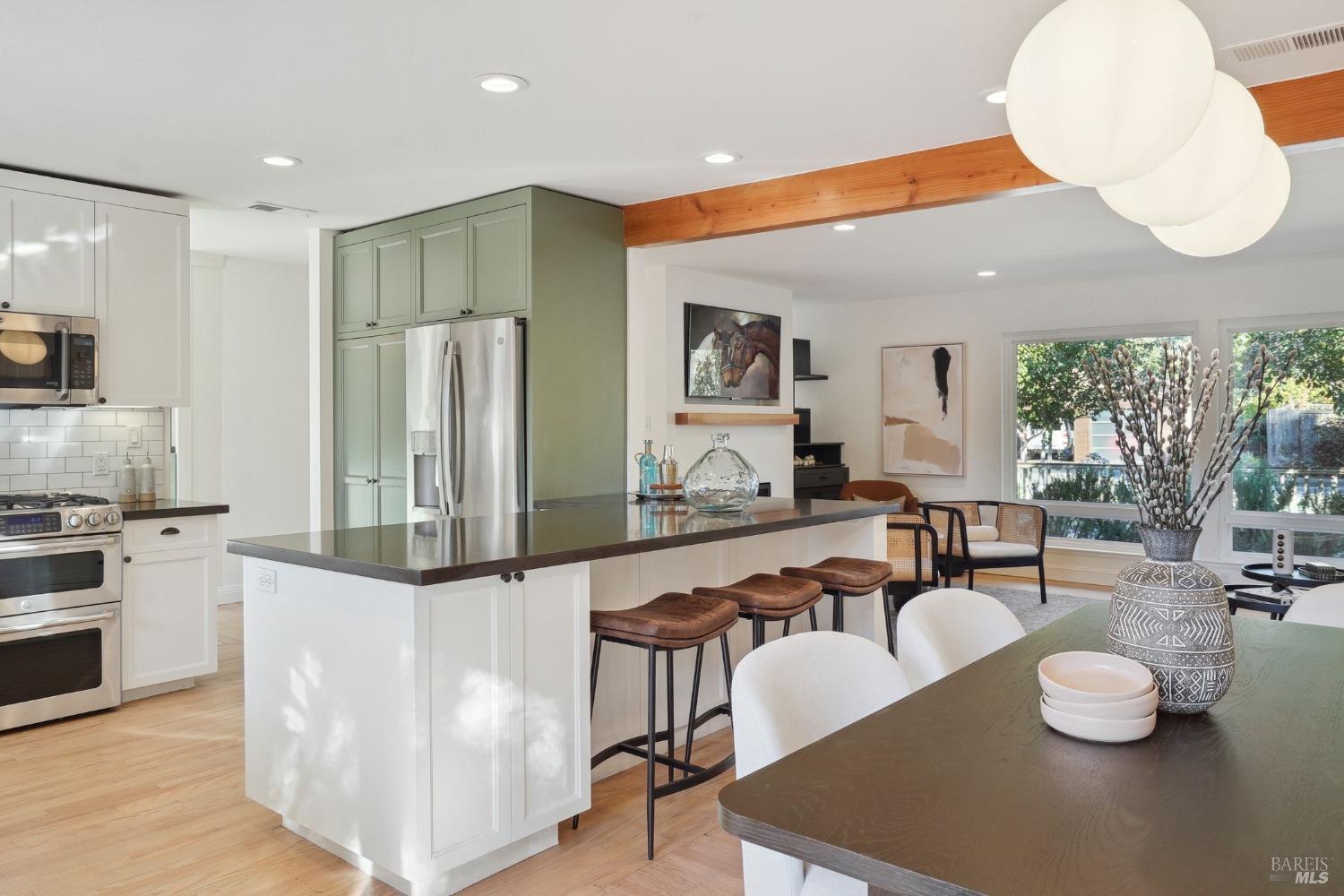 302 Enterprise Concourse