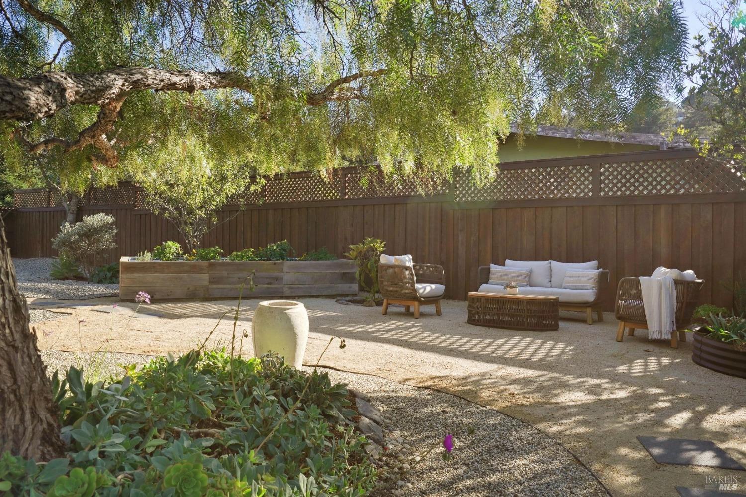 302 Enterprise Concourse