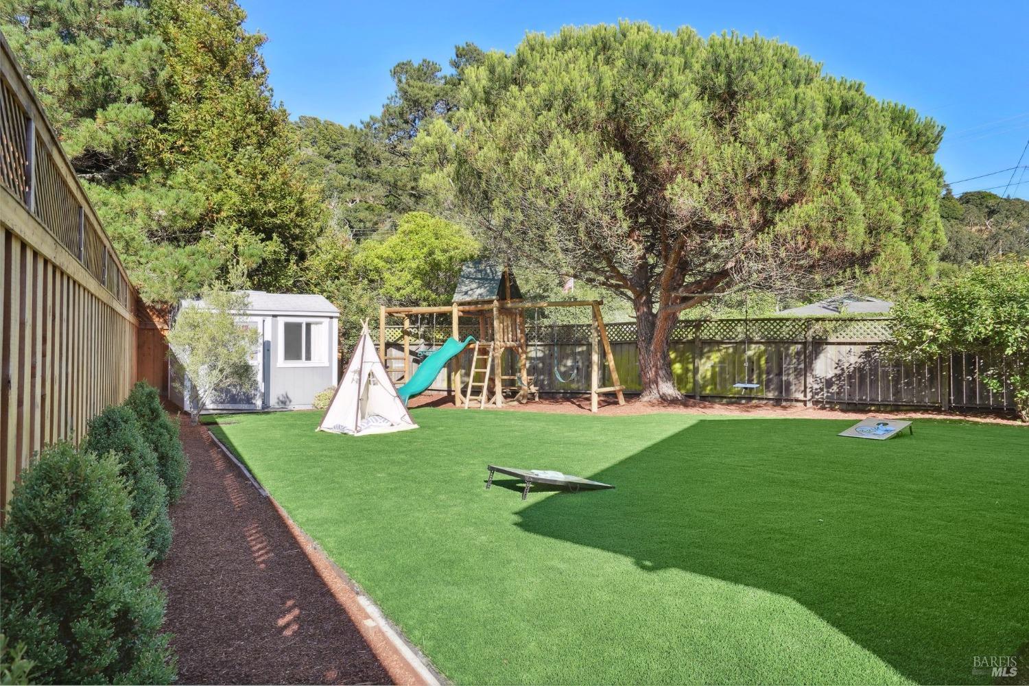 302 Enterprise Concourse