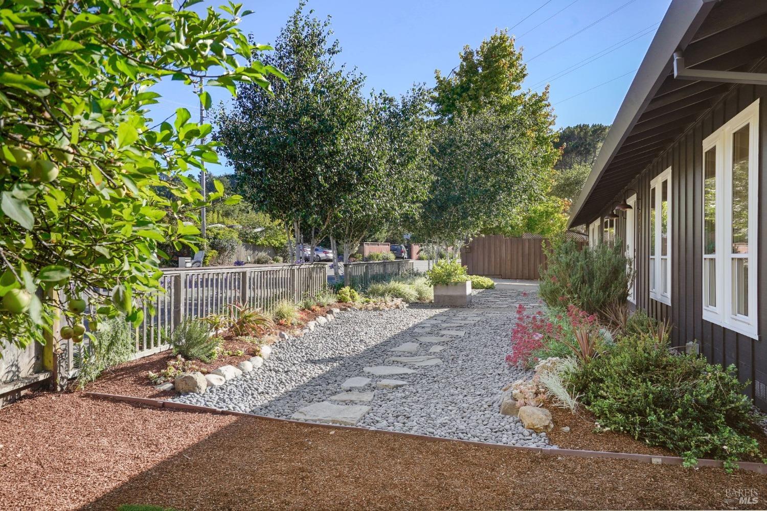 302 Enterprise Concourse