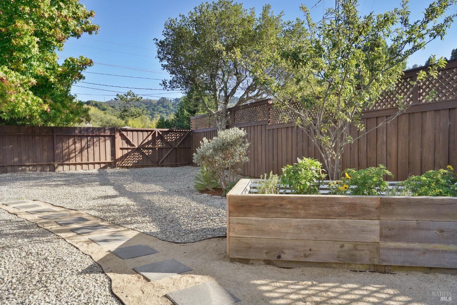 302 Enterprise Concourse