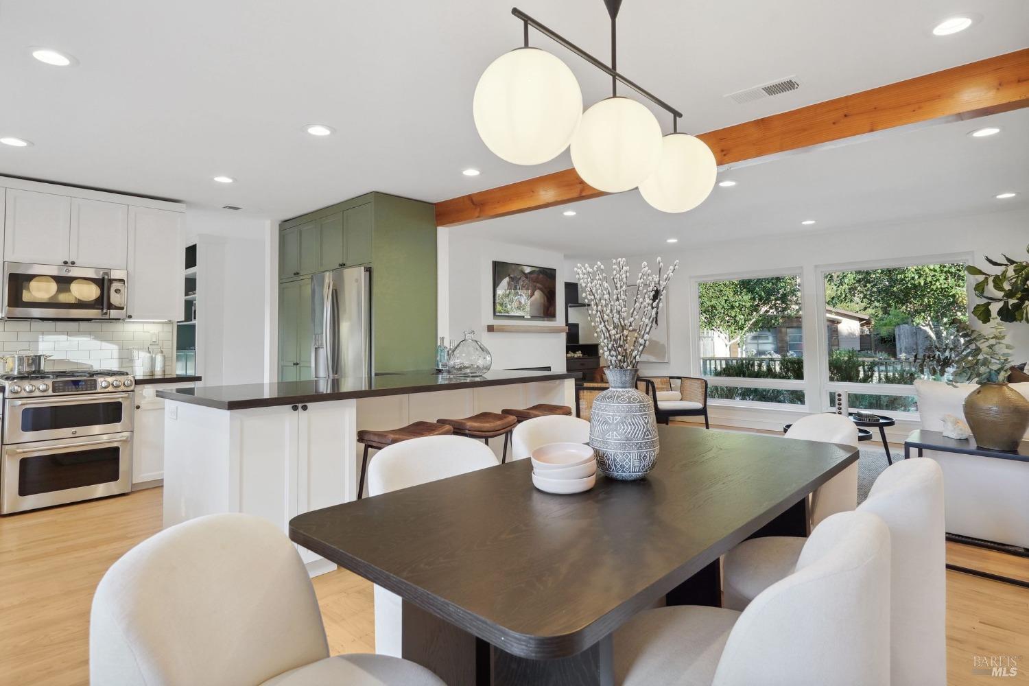 302 Enterprise Concourse