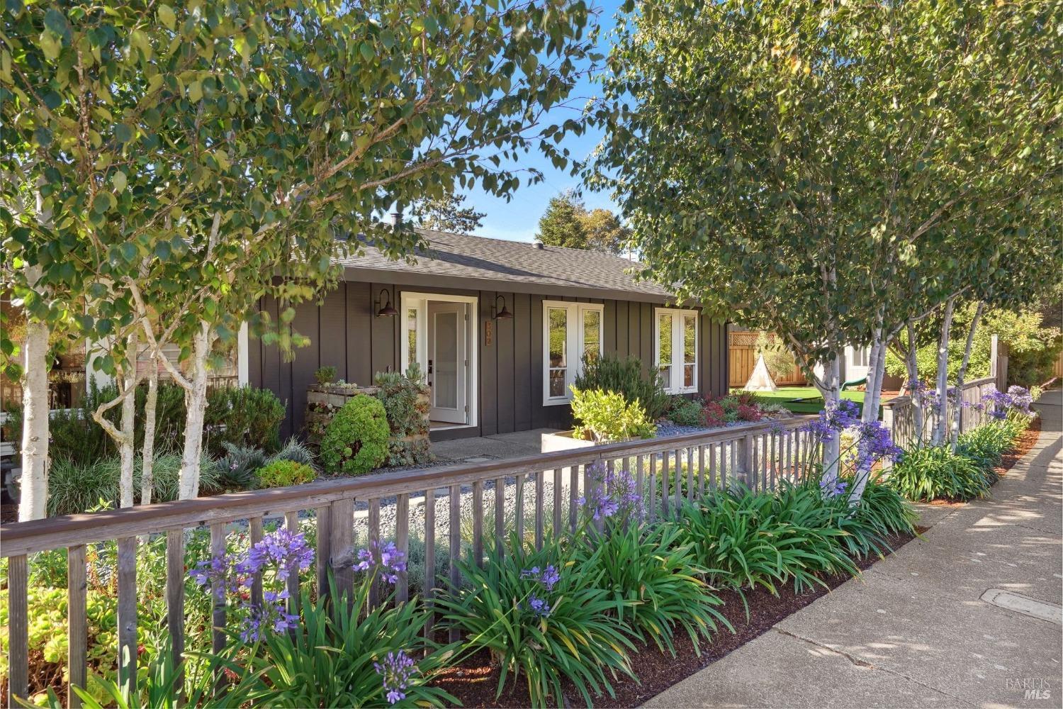 302 Enterprise Concourse