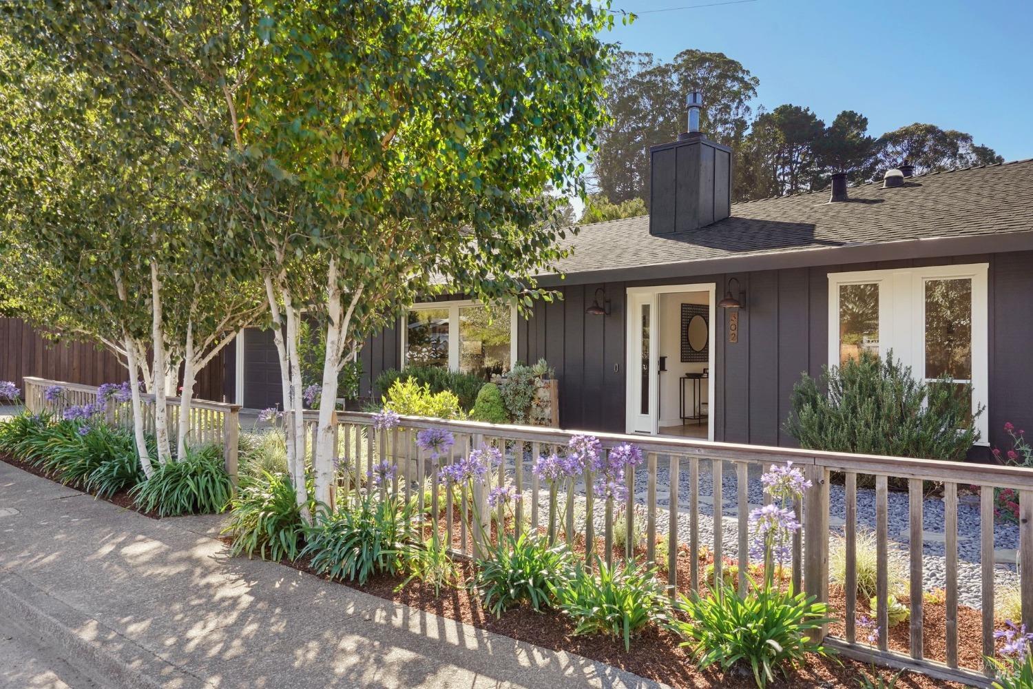 302 Enterprise Concourse