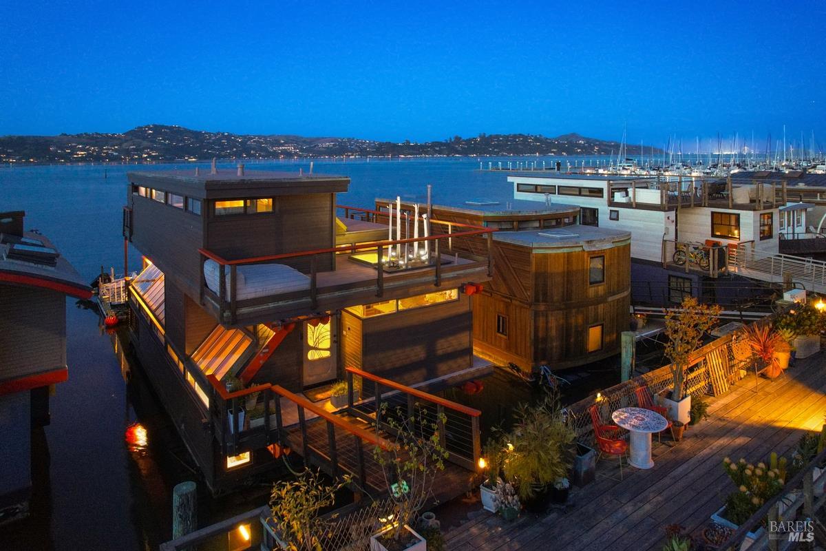 58 Liberty Dock