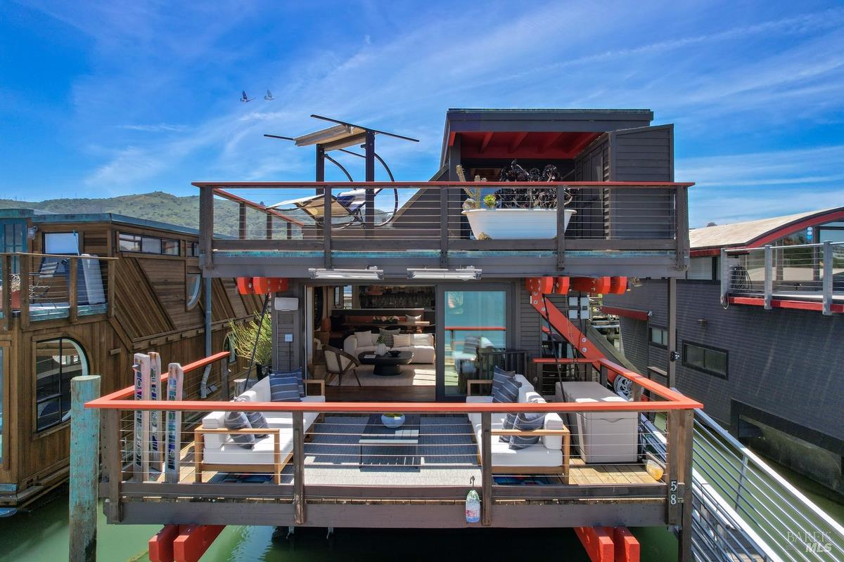 58 Liberty Dock