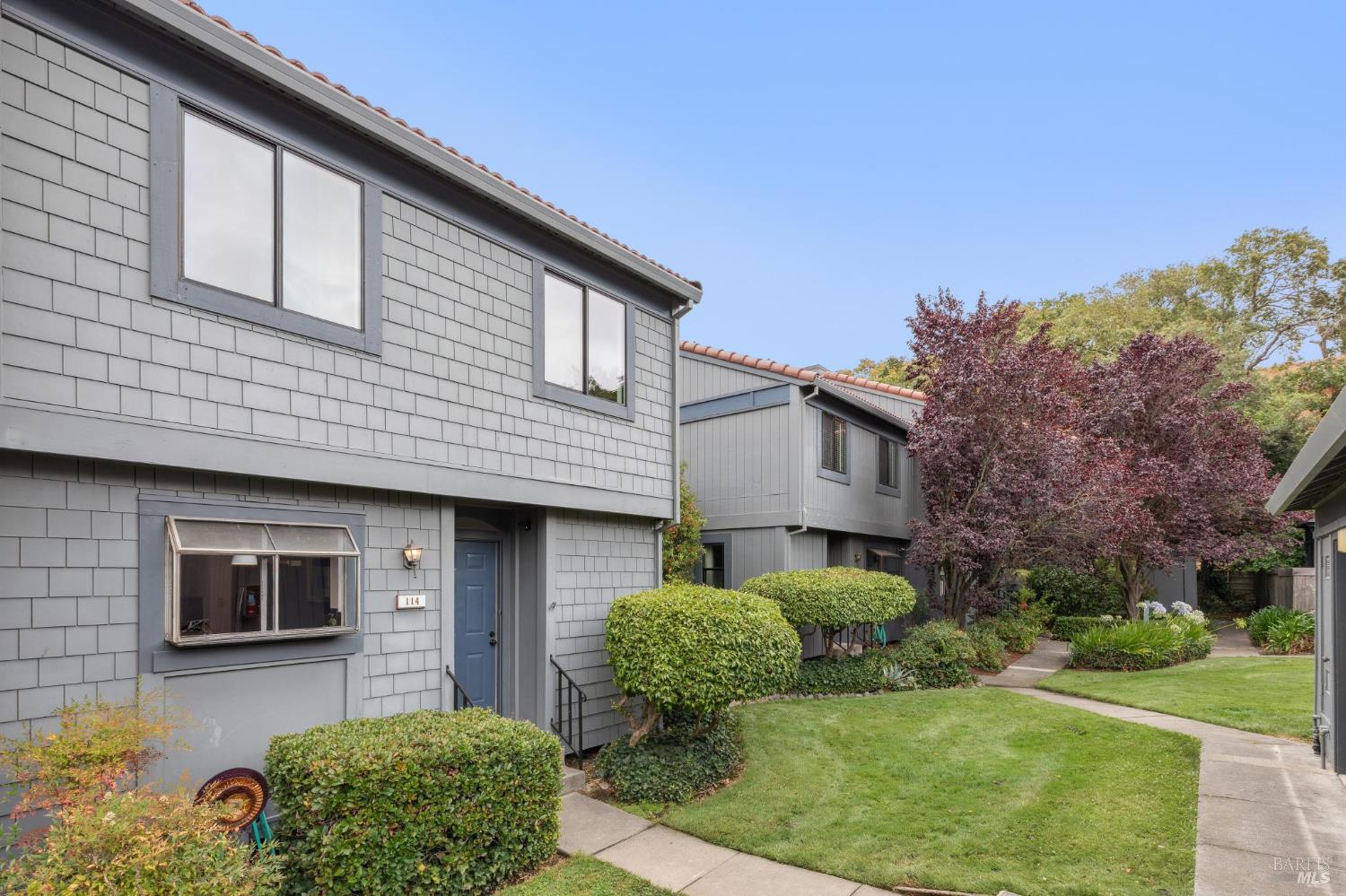 114 Aronia Ln