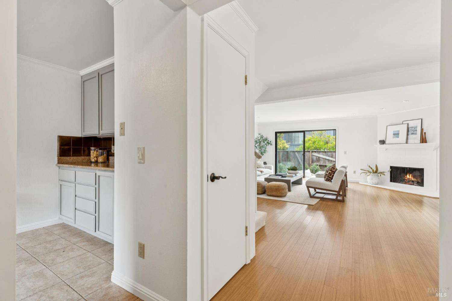 114 Aronia Ln