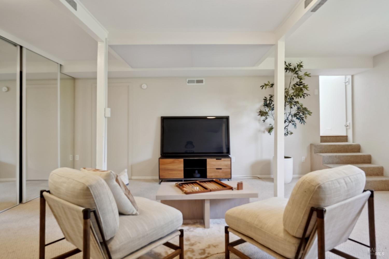 544 Bret Harte Rd Unit:  