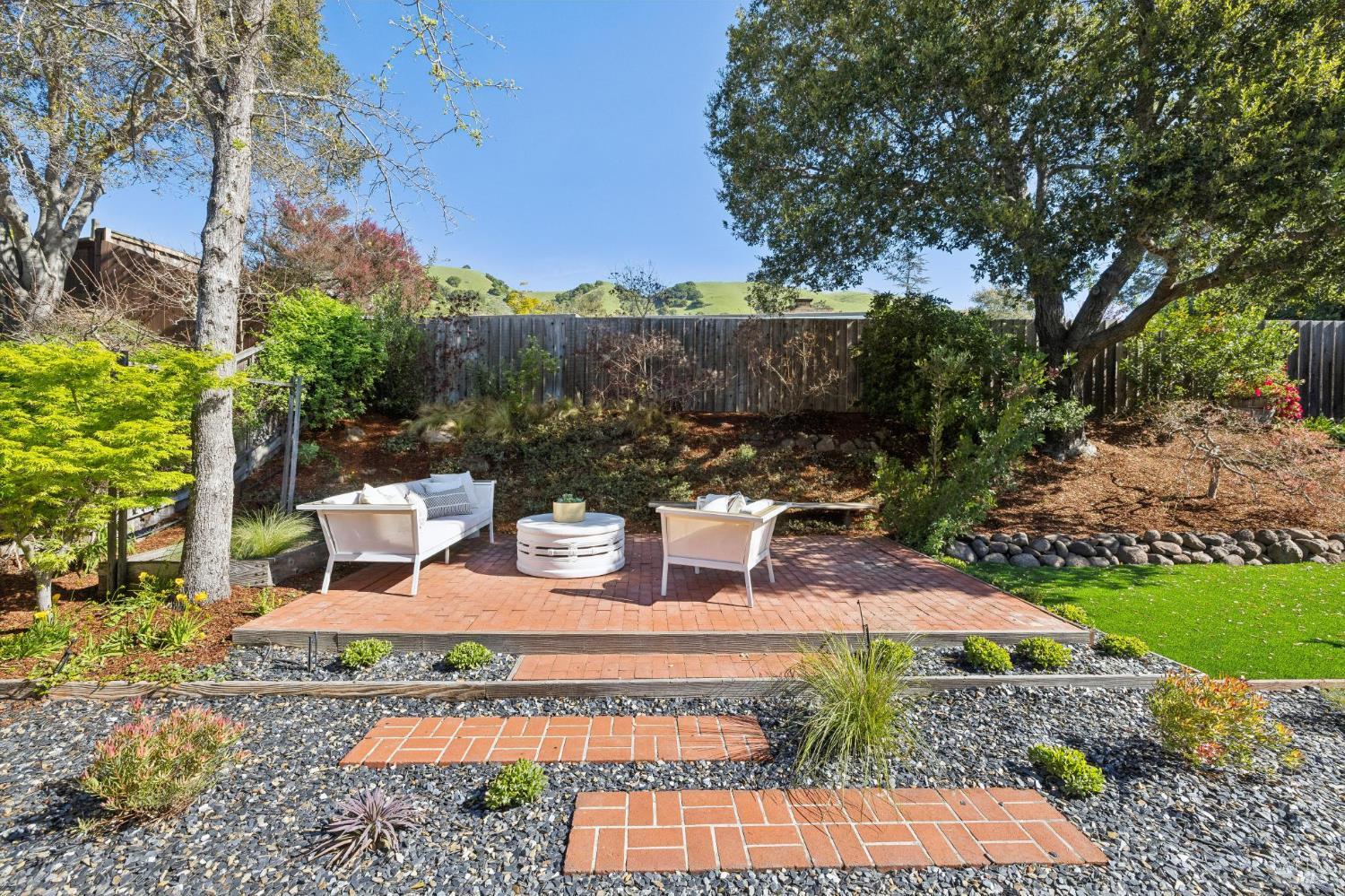 1200 Idylberry Road