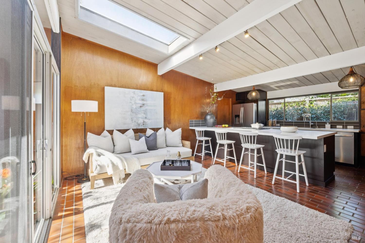 1200 Idylberry Road