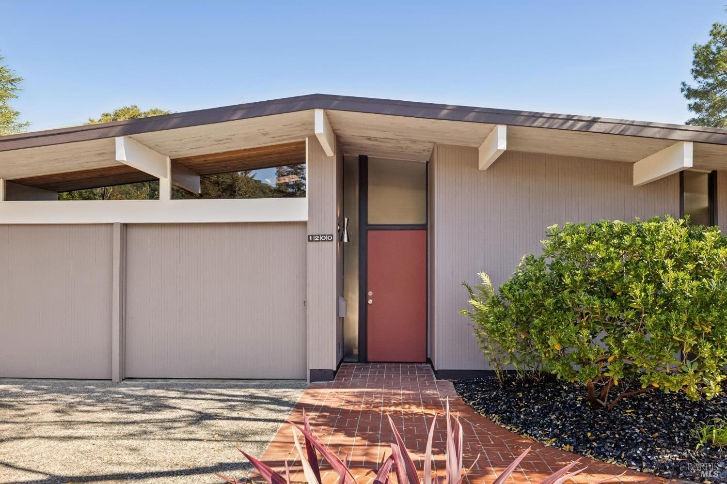 1200 Idylberry Road