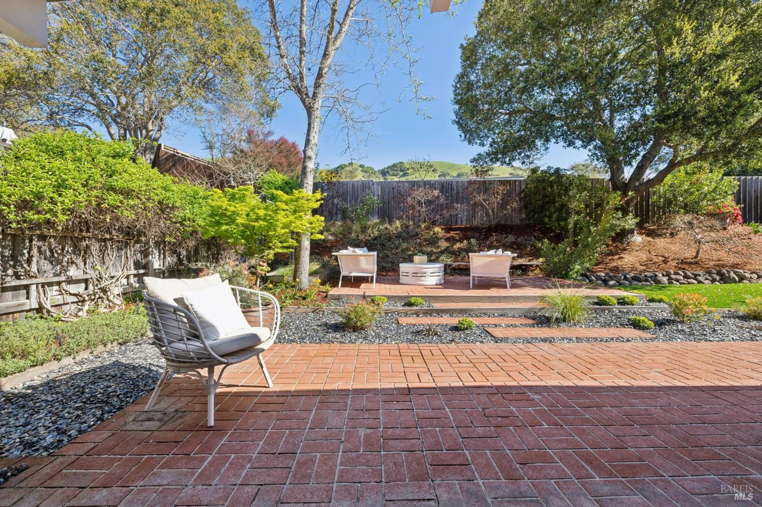 1200 Idylberry Road