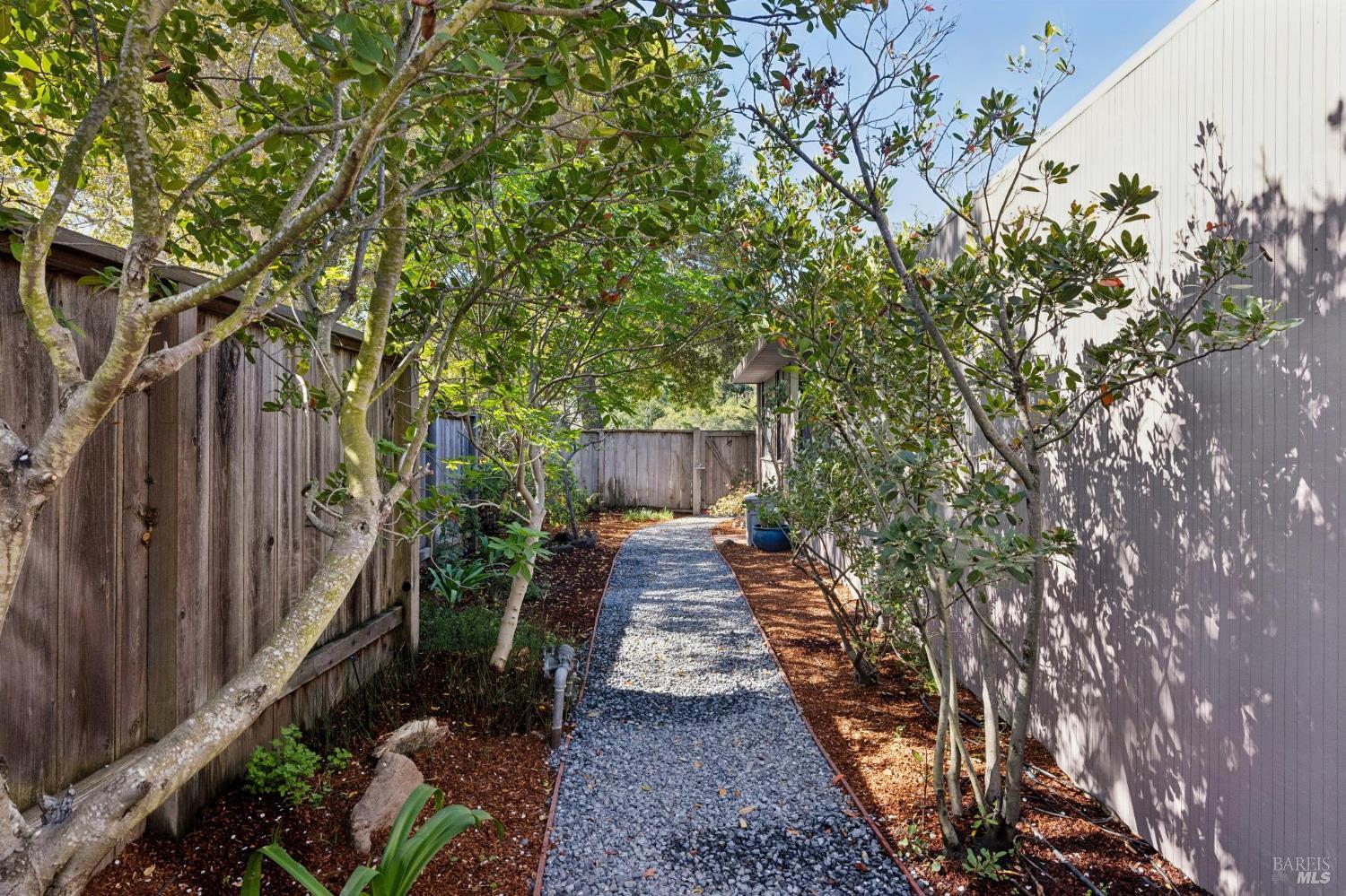 1200 Idylberry Road