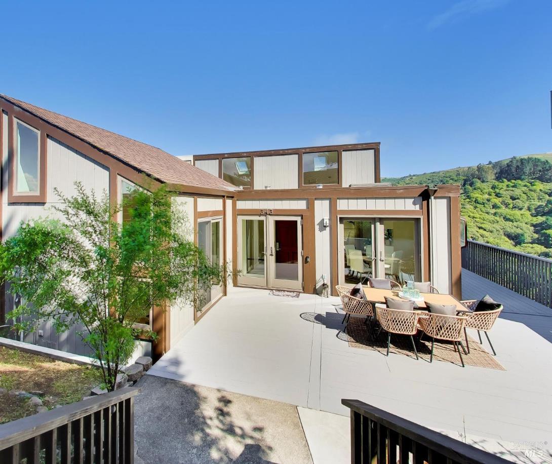 343 Durant Way