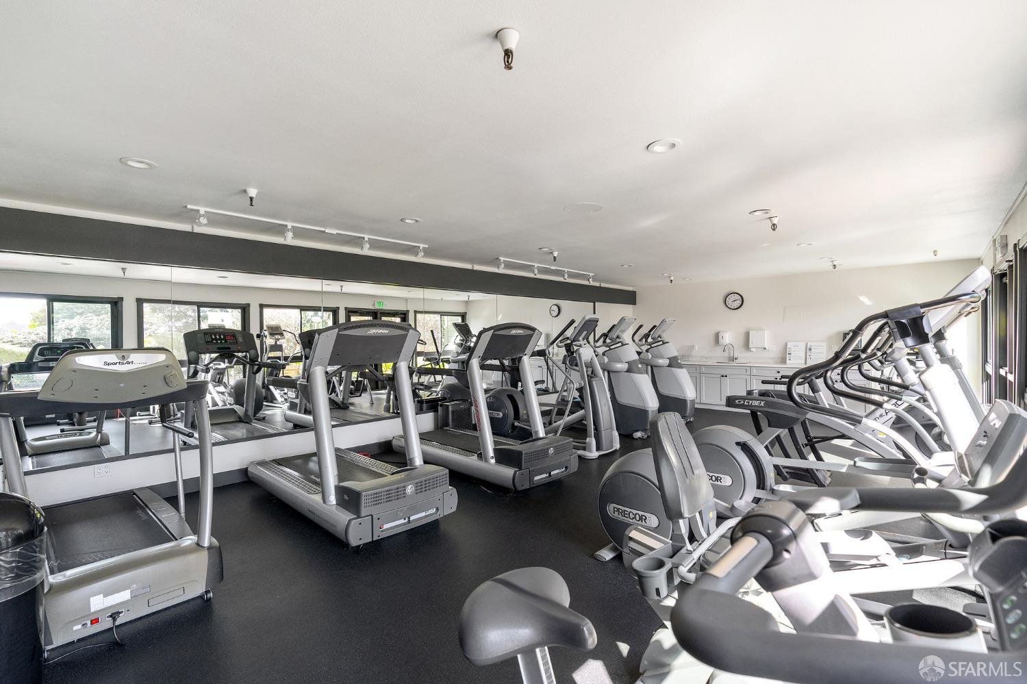 950 Duncan Street Unit: 102E