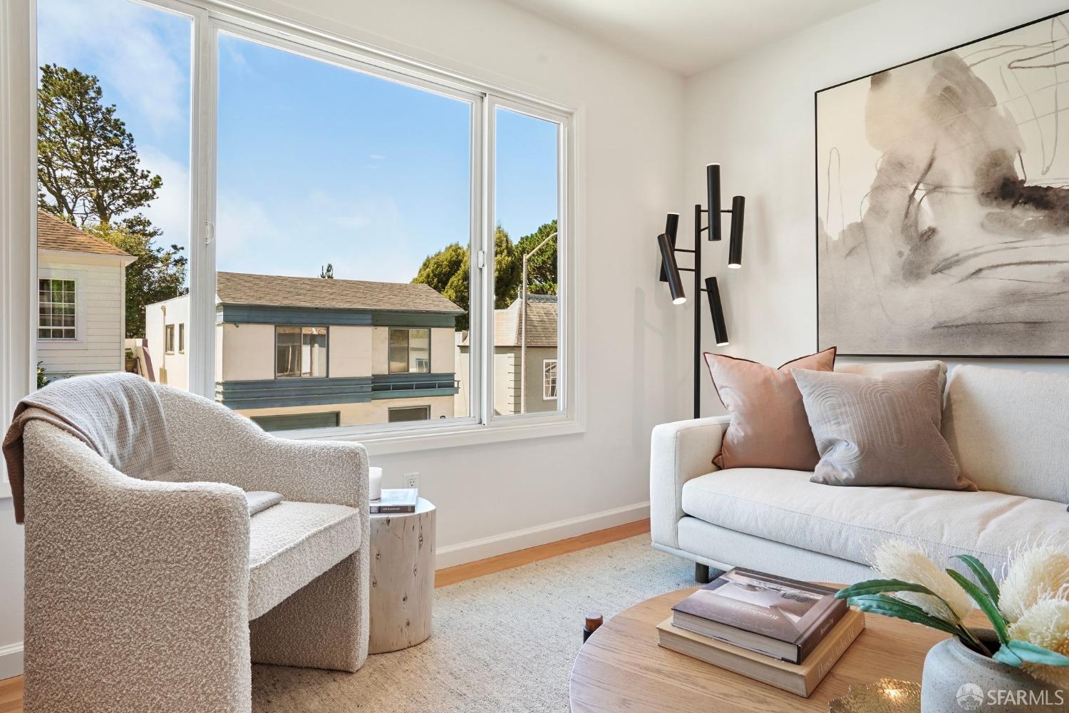 216 Dellbrook Avenue