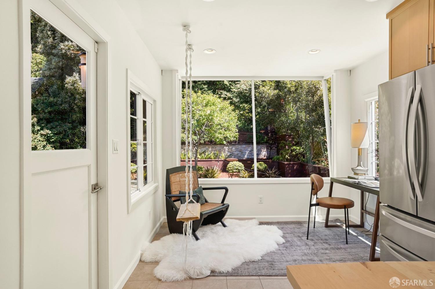 216 Dellbrook Avenue