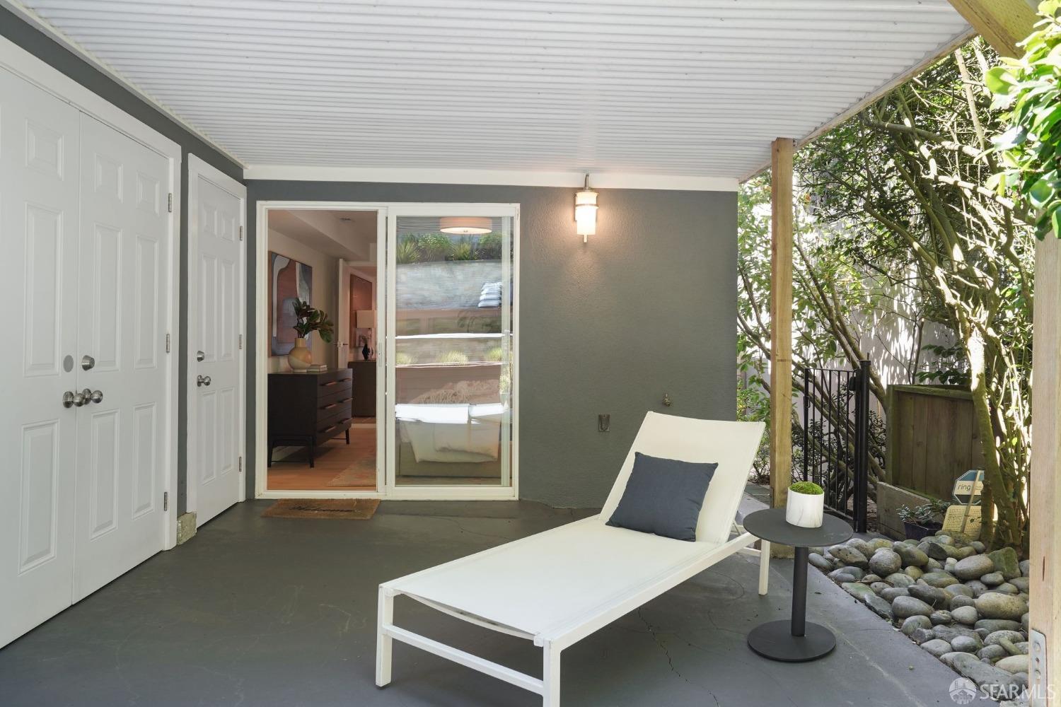 216 Dellbrook Avenue