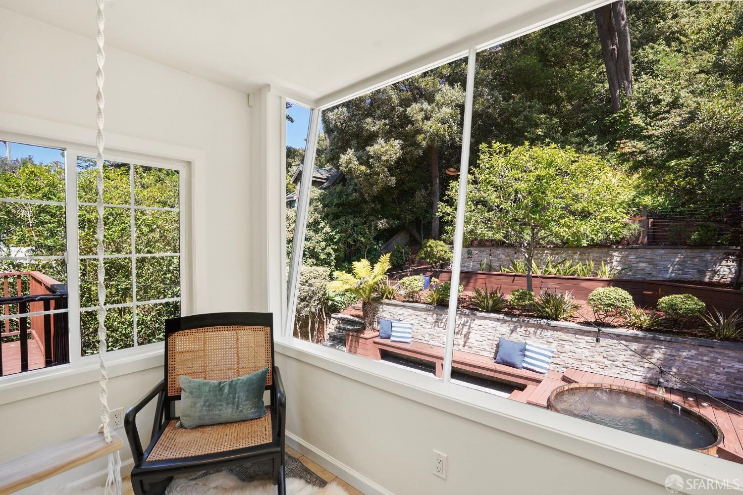 216 Dellbrook Avenue