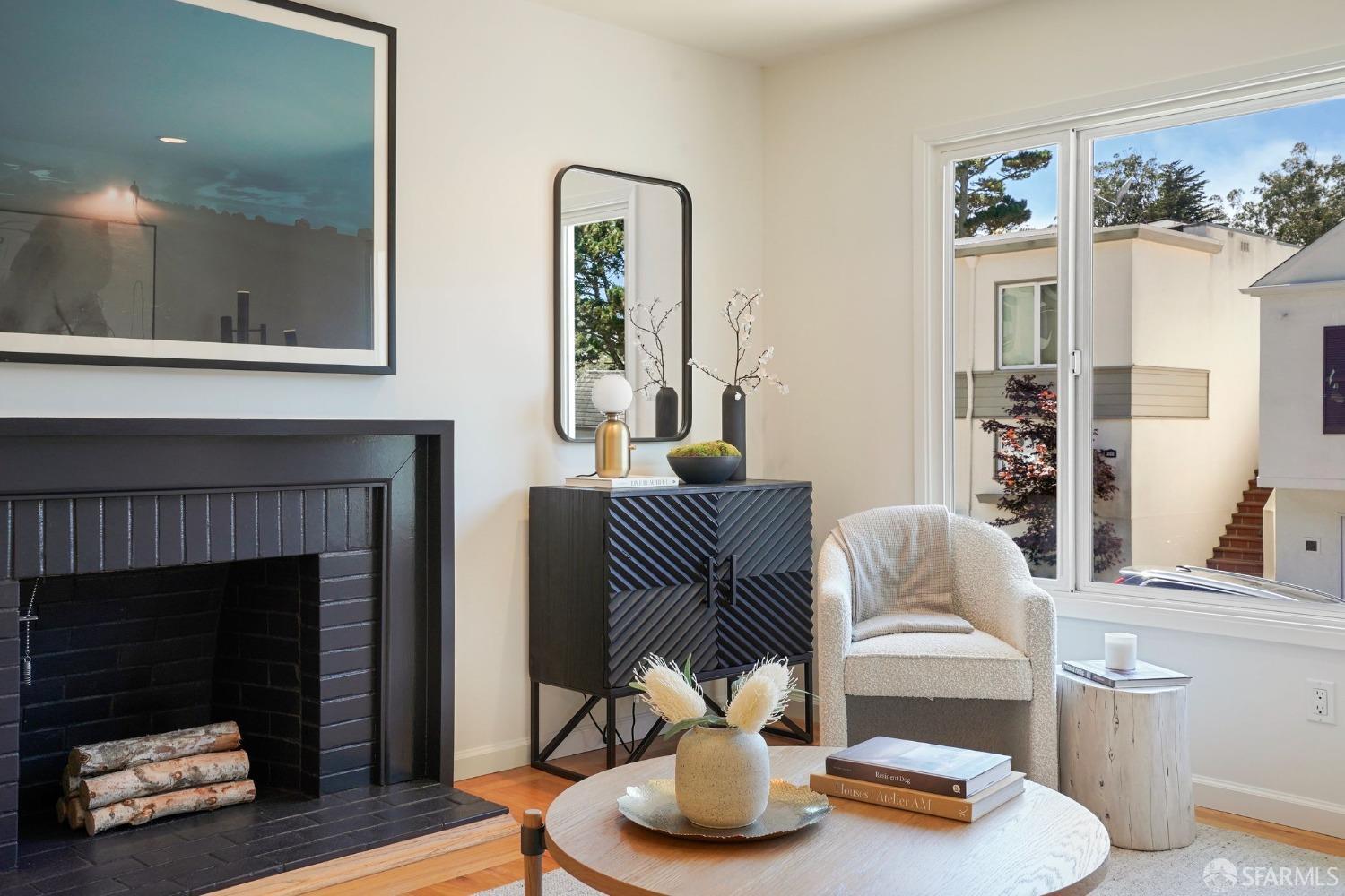 216 Dellbrook Avenue