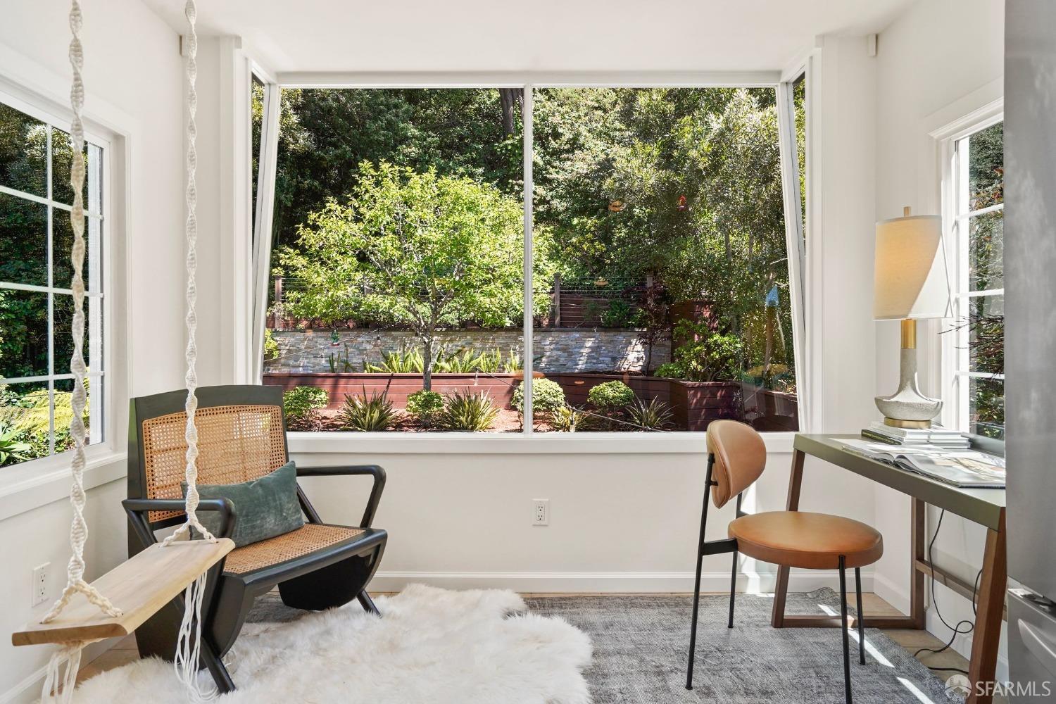 216 Dellbrook Avenue