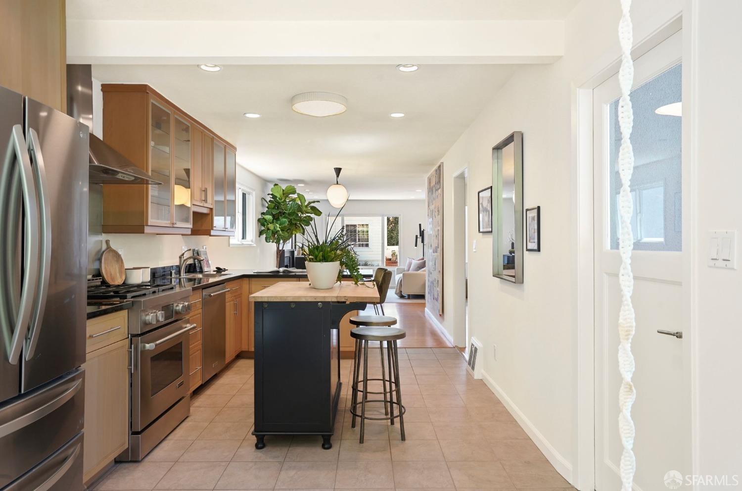 216 Dellbrook Avenue