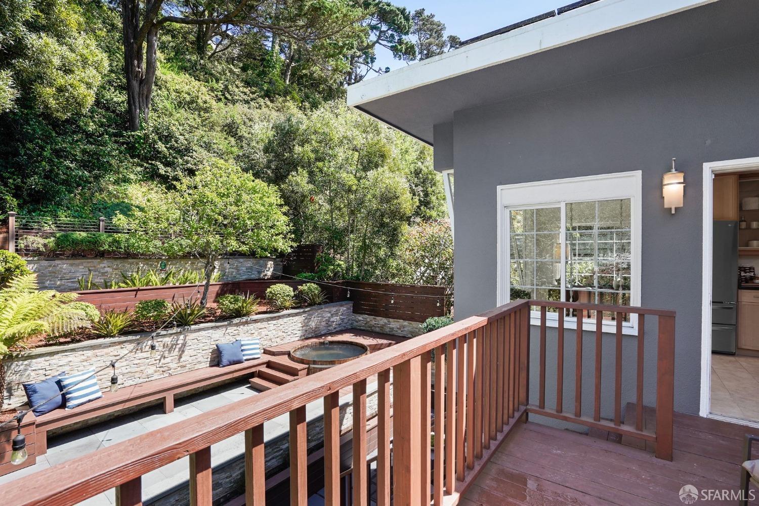 216 Dellbrook Avenue