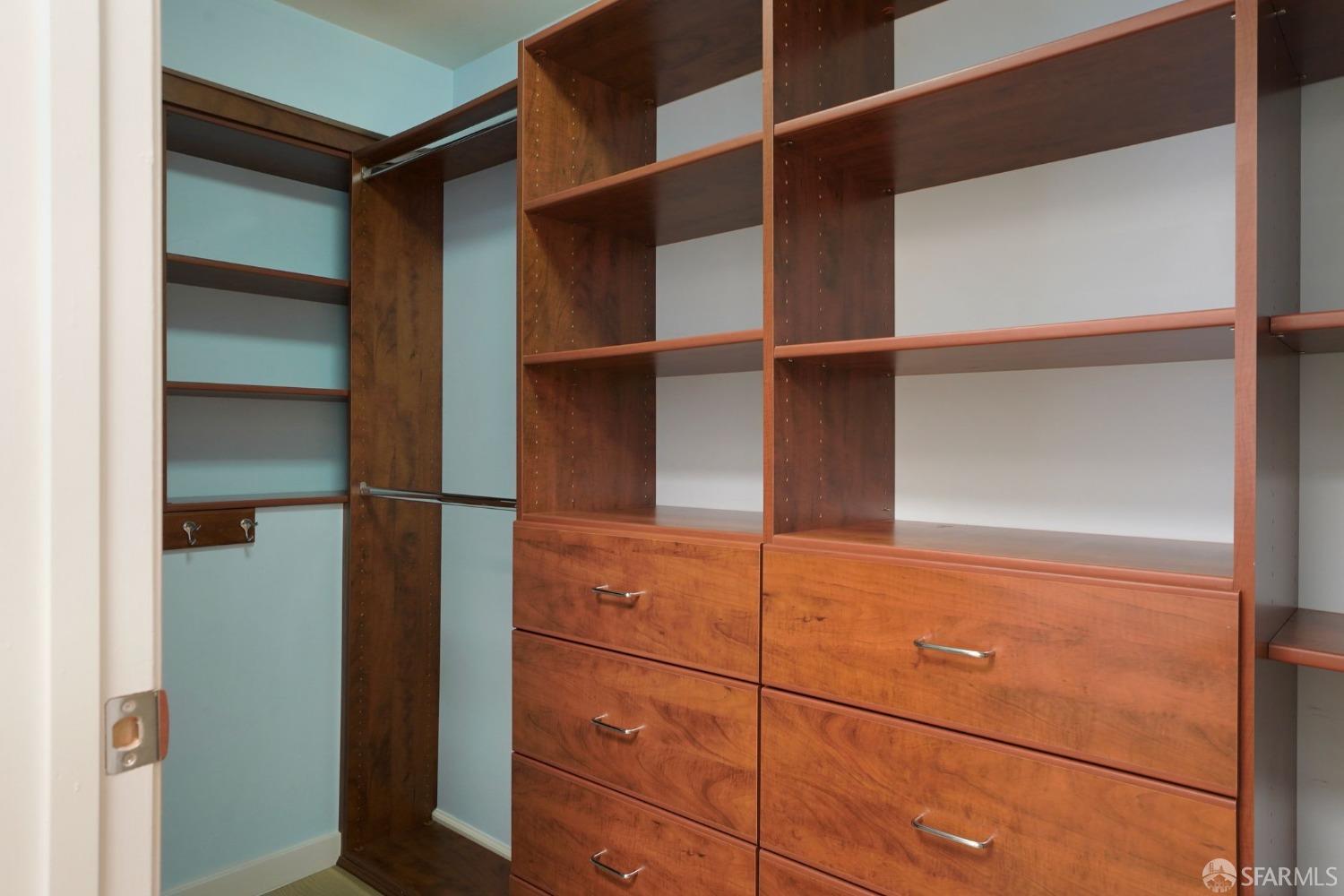 216 Dellbrook Avenue