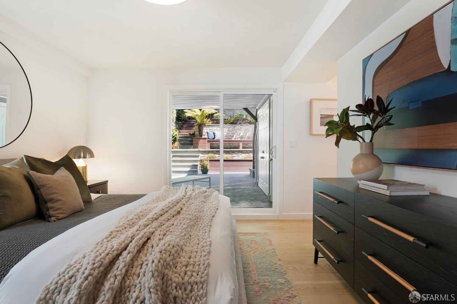 216 Dellbrook Avenue