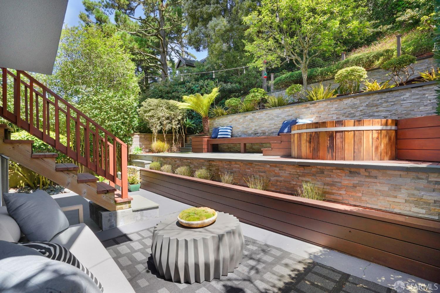 216 Dellbrook Avenue