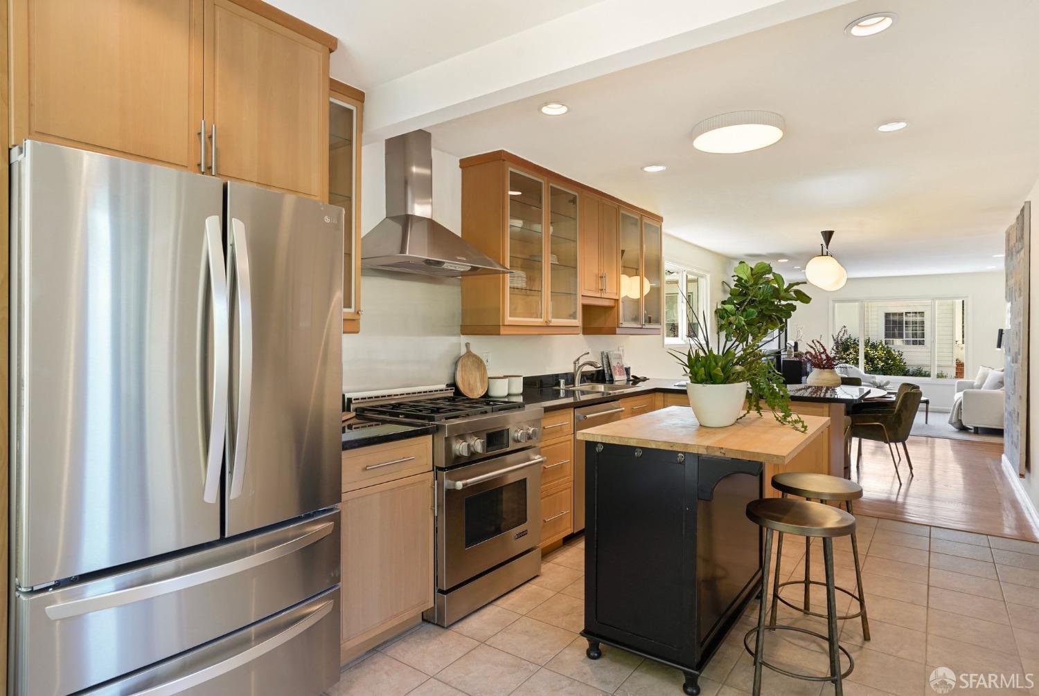 216 Dellbrook Avenue