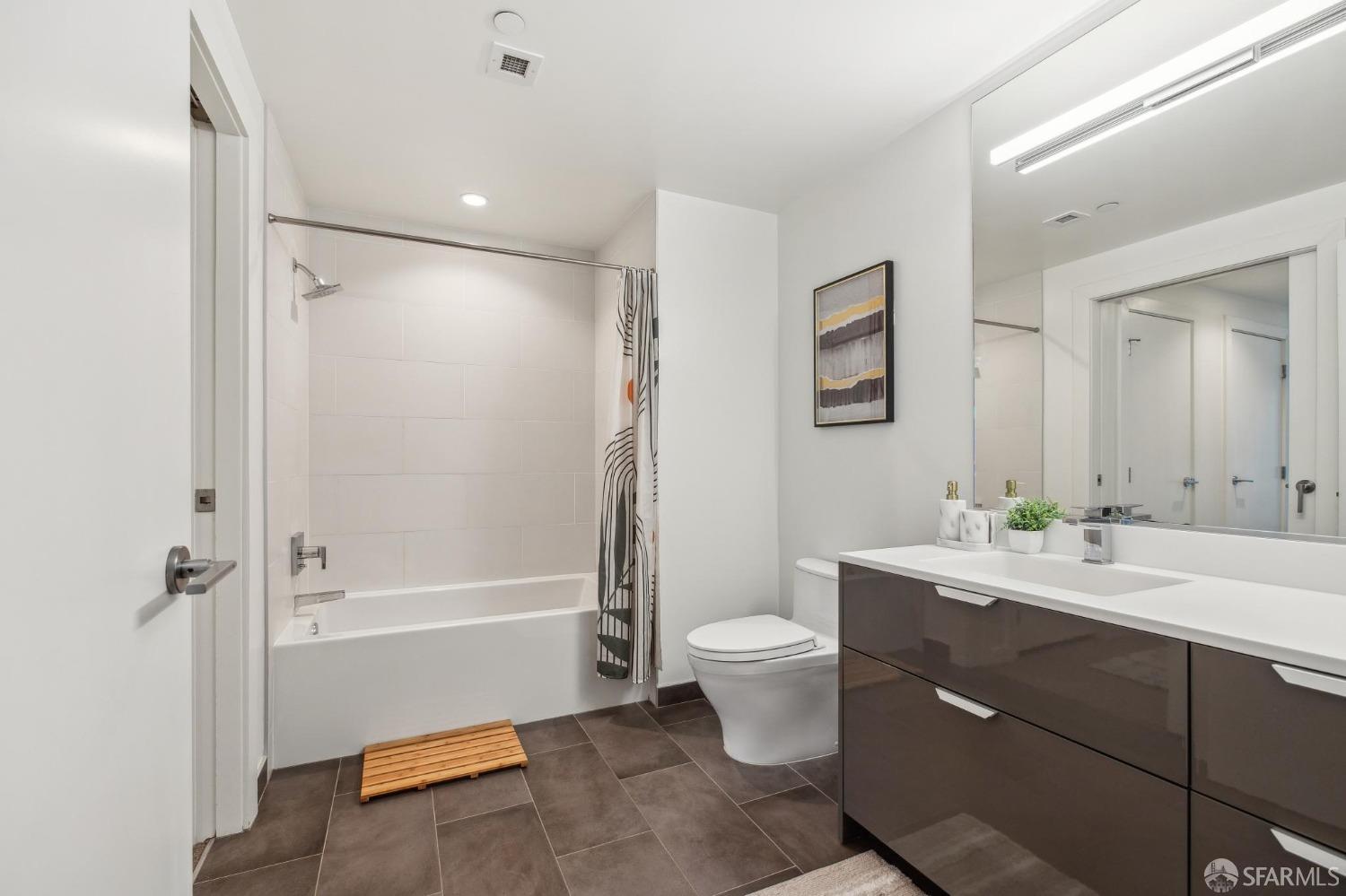 110 Channel Street # 426