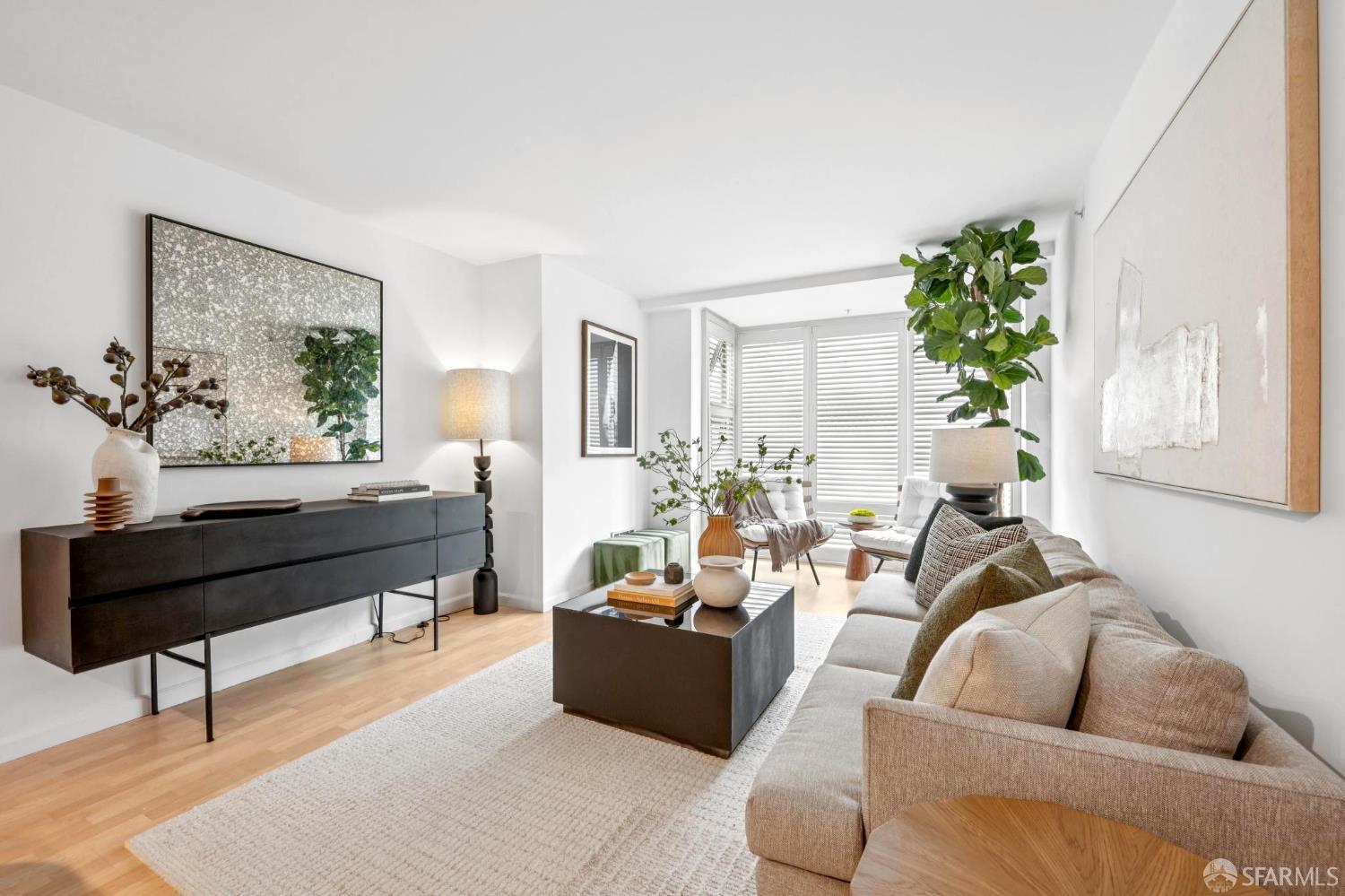 1483 Sutter Street # 401
