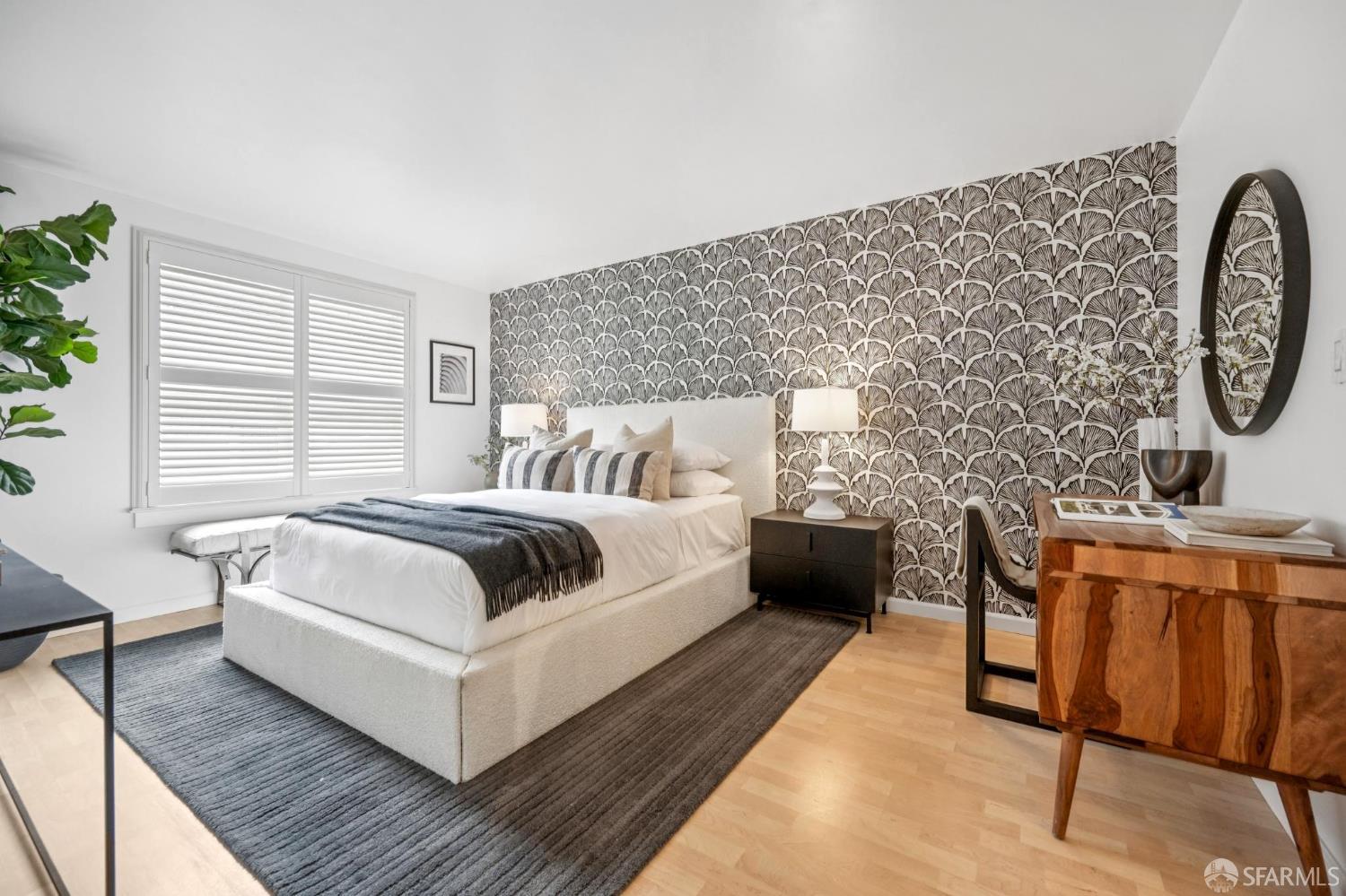 1483 Sutter Street # 401