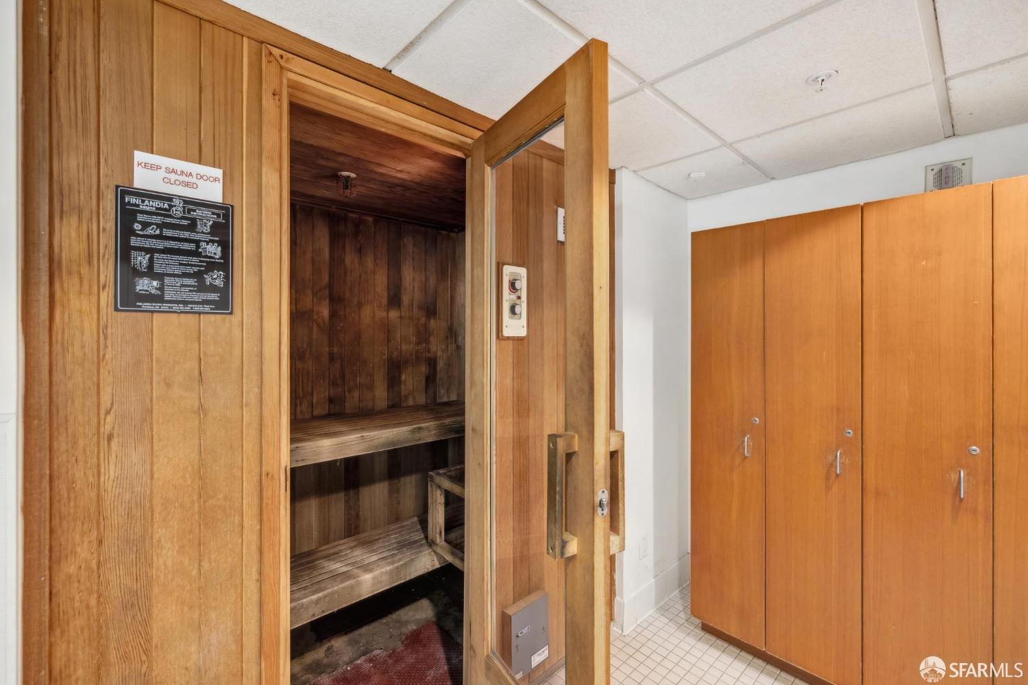 1483 Sutter Street # 401