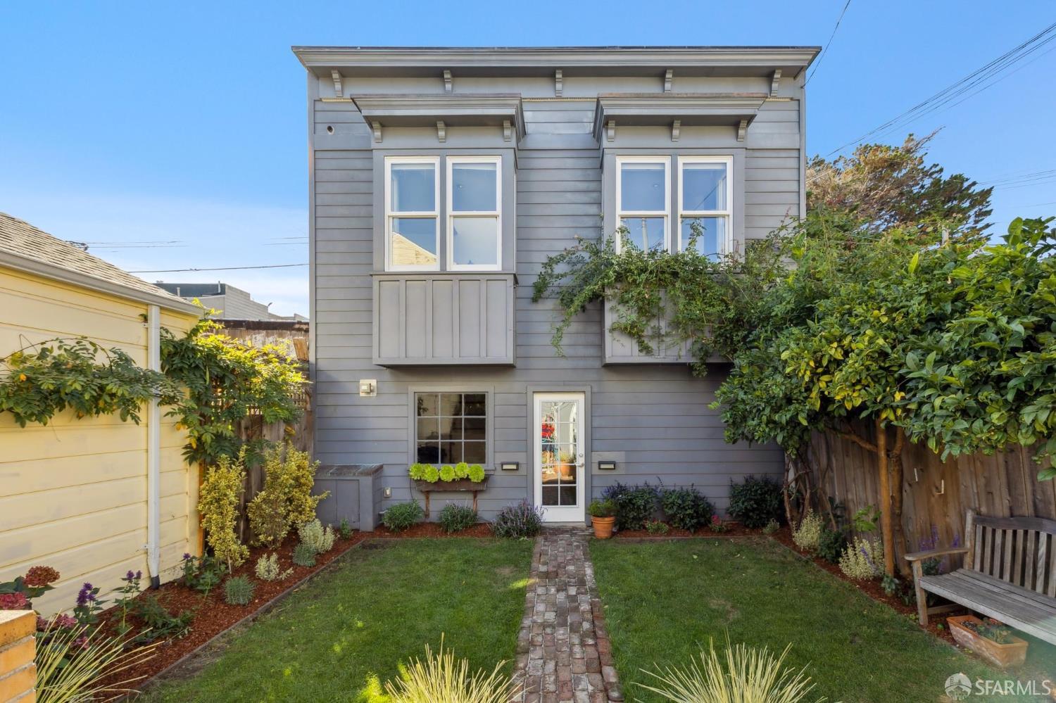 2914 Folsom Street