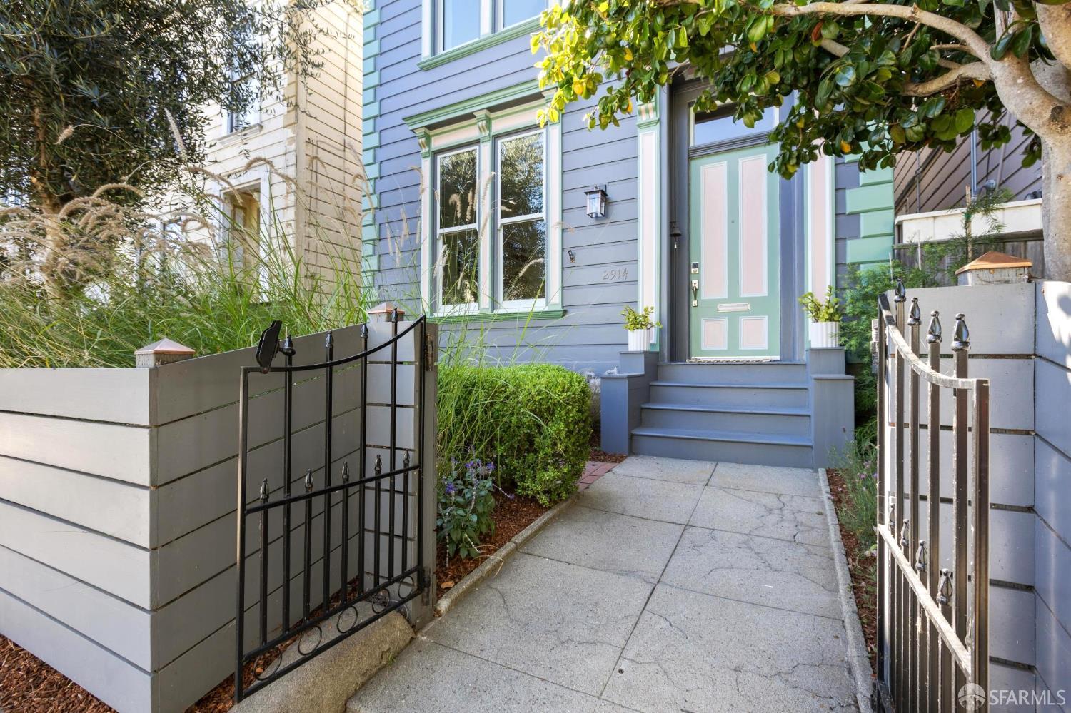 2914 Folsom Street