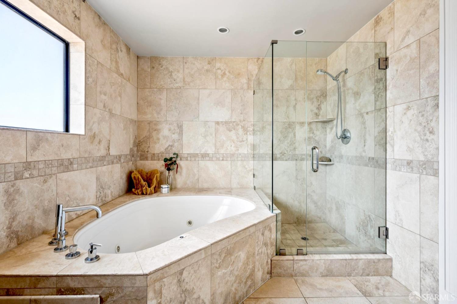 647 Grand View Avenue # 4