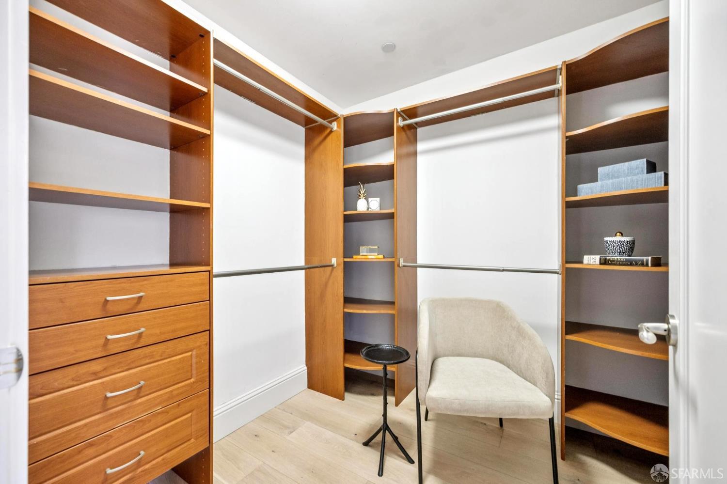 647 Grand View Avenue # 4