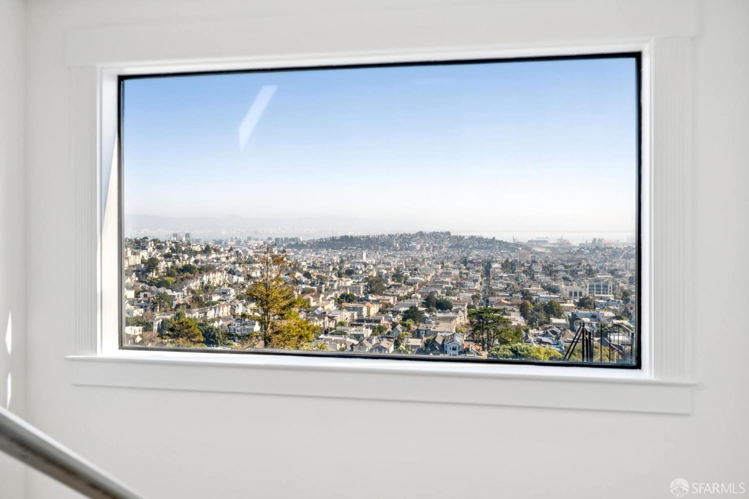 647 Grand View Avenue # 4