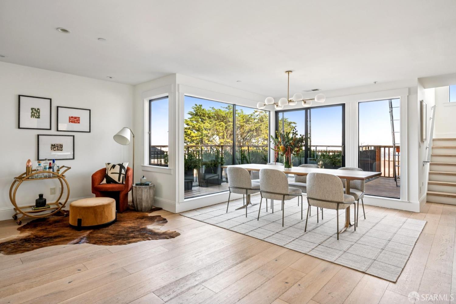 647 Grand View Avenue # 4