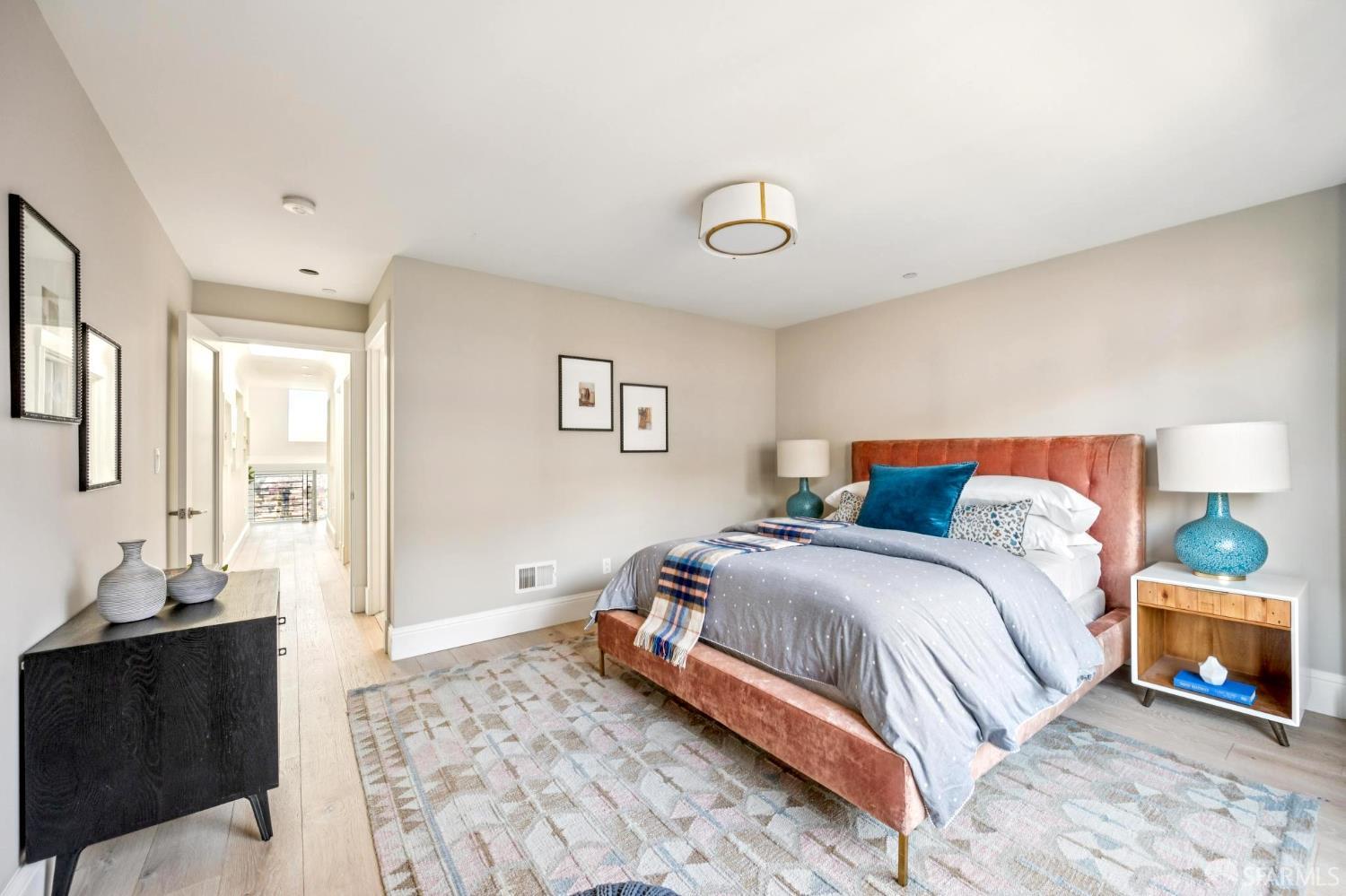 647 Grand View Avenue # 4