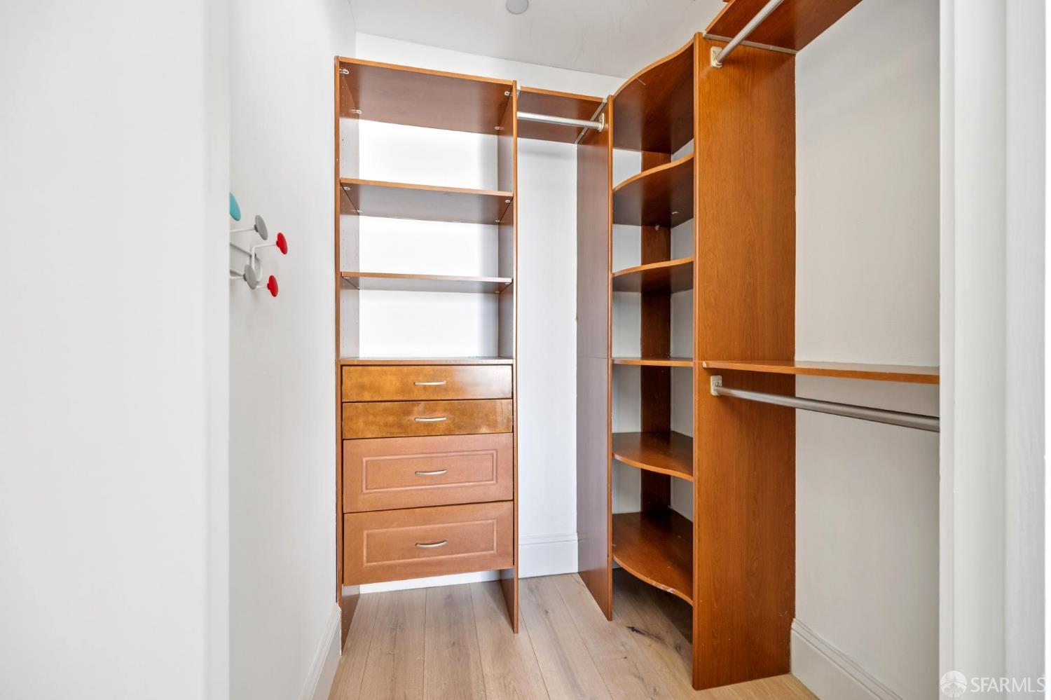 647 Grand View Avenue # 4