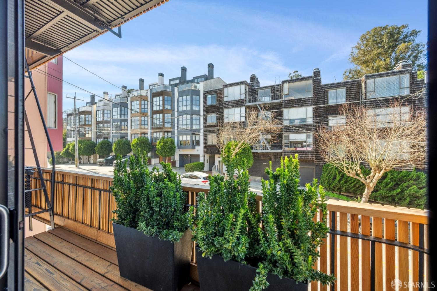 647 Grand View Avenue # 4