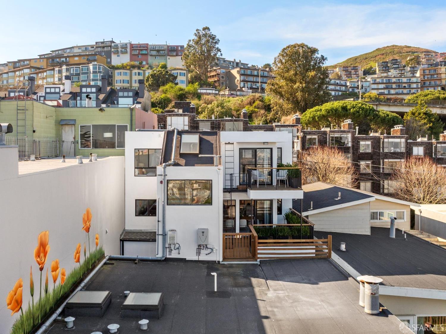 647 Grand View Avenue # 4