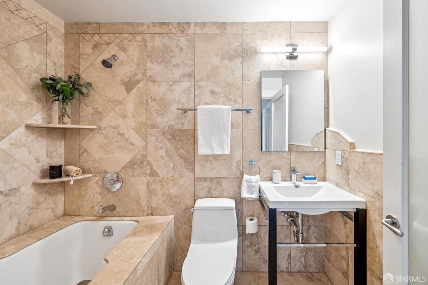 647 Grand View Avenue # 4