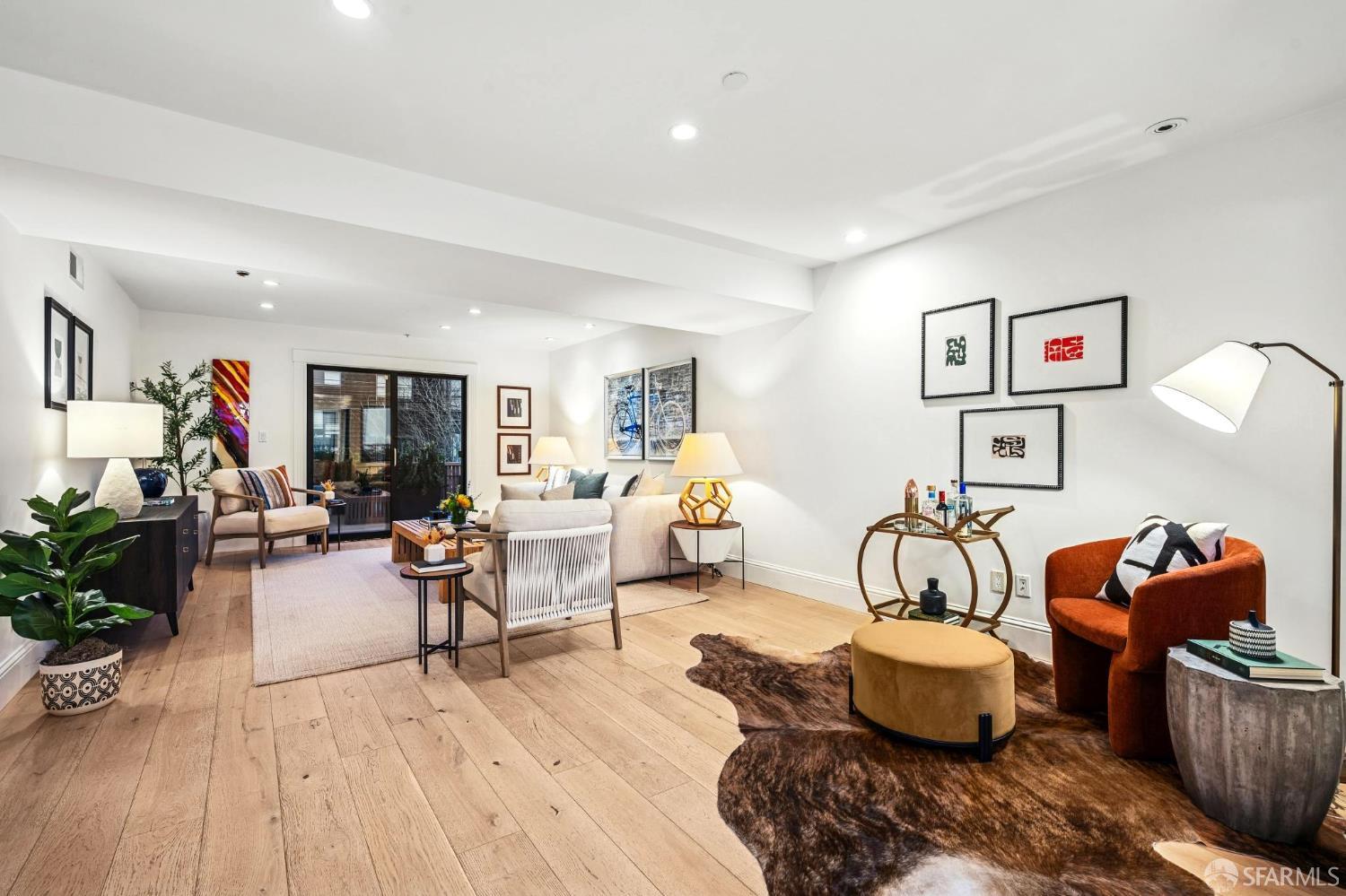 647 Grand View Avenue # 4